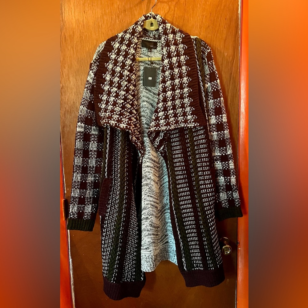 WOMENS NEW LARGE SWEATER JACKET